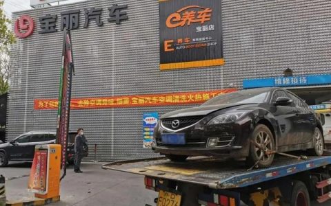 开汽车喷漆店怎么样，漆工一个月多少钱