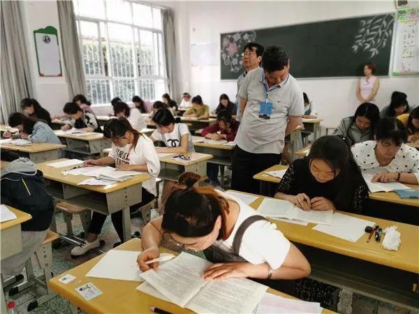 最热岗位竞争比例1:567！大理州事业单位公开招聘工作人员笔试开考！