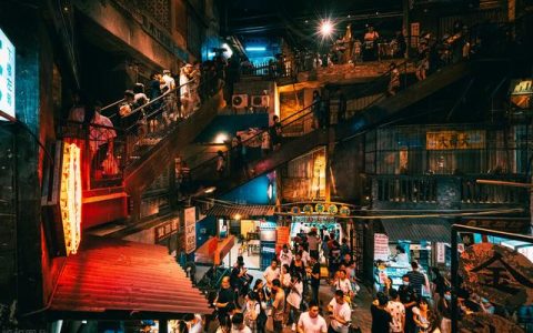 实体店以后会怎么样，实体店是不是越来越难赚钱了呢