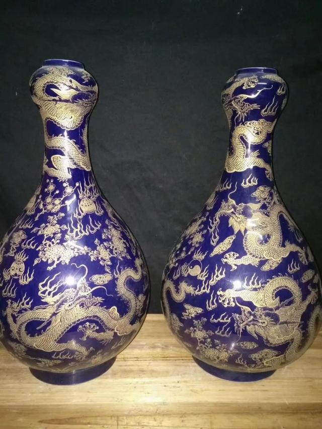 我是一个开古玩玉器店老板