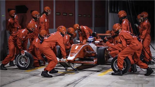 「主题团建推荐 | F1赛车」速度与激情，打造团队专属“战车”
