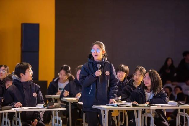 潍坊文华学校高中部执行校长王在福：赋能未来，我们一路同行