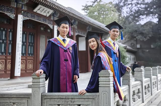 北京市985大学排名，4所是全国十强大学，中央民大排名倒数第一