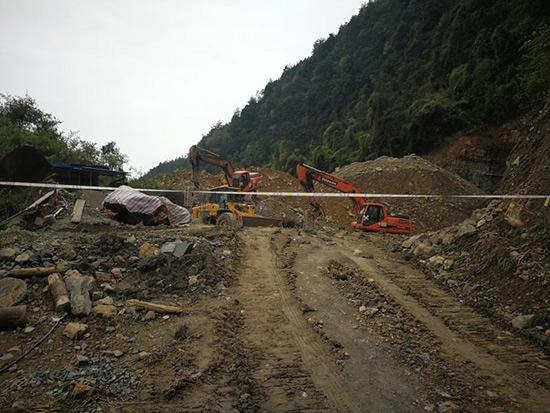 自然资源部公开通报14起长江、黄河沿线违法采矿案件