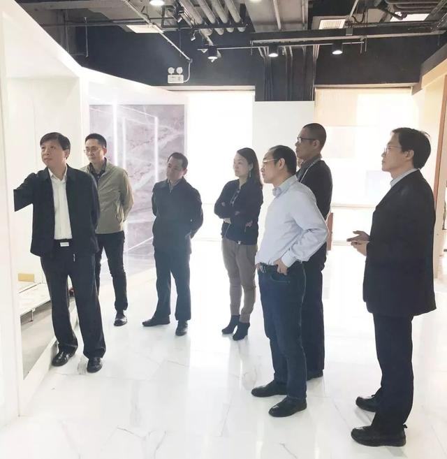 共同发展—和能迎来中建装饰集团董事长陶盛发一行考察调研