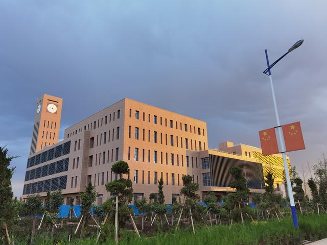 喀什大学与伊犁师范大学两所新疆公办本科院校分析对比