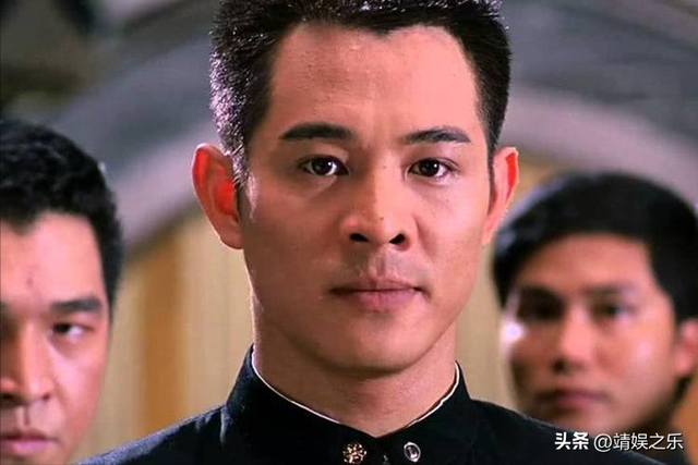 59岁李连杰罕见露面，模样大变被指整容，脖子肿大疑似甲亢复发？