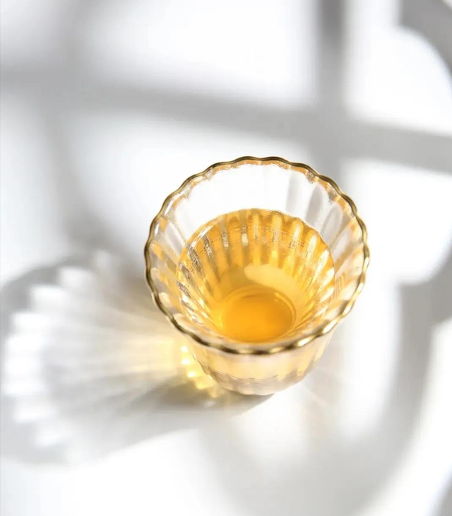 新特沱新配方？下关2023特级沱茶评测，布朗易武能否给特沱加持？
