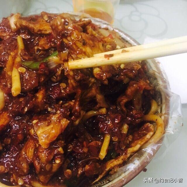 乌鲁木齐米粉合辑丨我好想你，爆辣鸡肉炒米粉