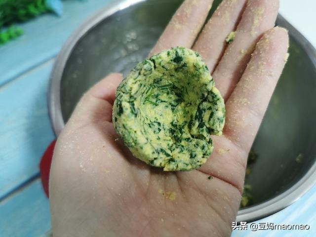 野菜苜蓿的两种吃法，忆苦思甜，致敬最美劳动者