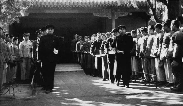 详述1976年9月9日以前追悼会降半旗致哀的十位党和国家领导人
