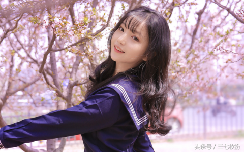 尚惠杏仁臻补水怎么样，画个桃花妆,做个温柔的姑娘是什么歌
