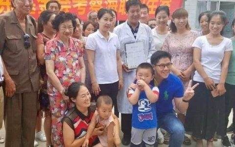 郭晶晶低调回娘家 后果如何 故事如何