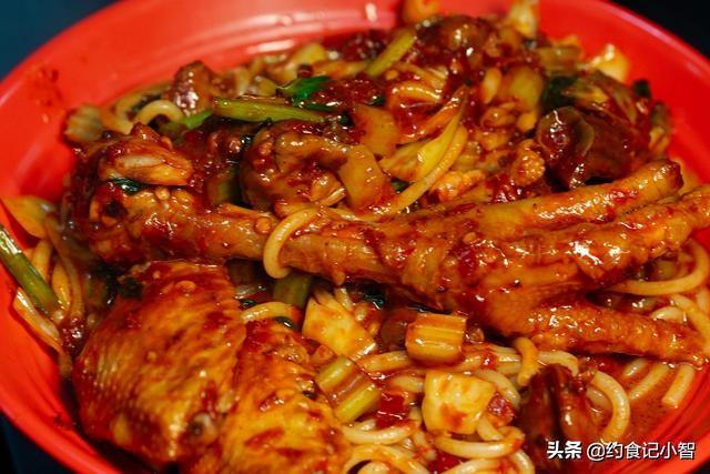 乌鲁木齐米粉合辑丨我好想你，爆辣鸡肉炒米粉
