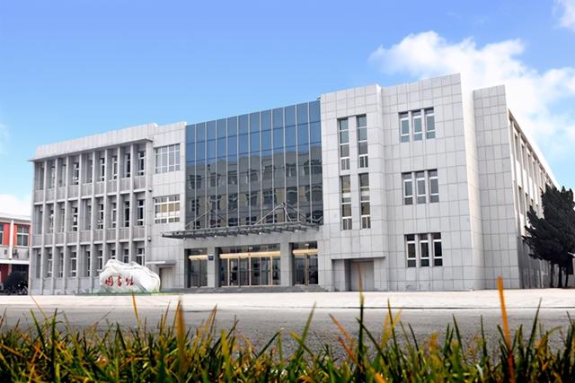 美翻了！大学之大，在大师，也在图书馆。河南高校图书馆大比拼