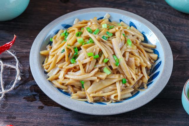 宅在家不出门，这9种食物经常吃，增强抵抗力，也不会长胖?