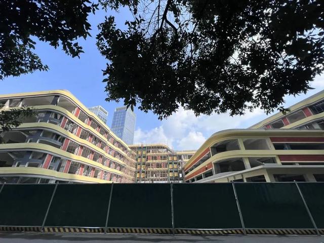 成都锦江区最好的中学资源，为什么都砸在了这个片区