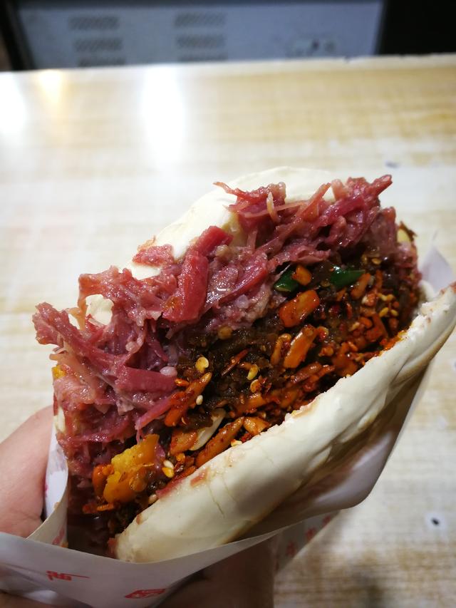 来西安别再说回民街没有美食！去对这些地方才能吃到地道西安美食