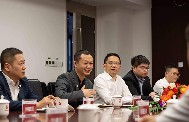 成都城投与优客逸家成立合资公司 共同探索住房租赁发展新