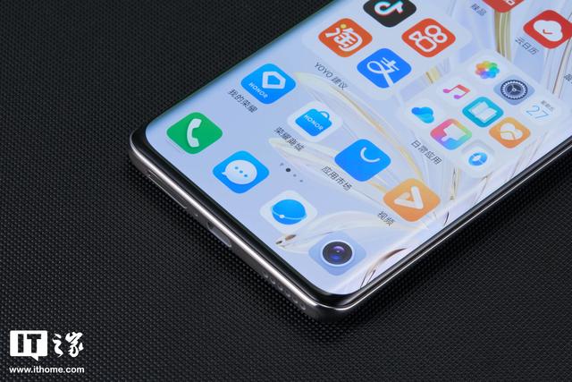 「IT之家评测室」荣耀数字系列也卷起来了？荣耀 70 Pro 体验