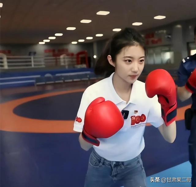 吕总自拍张女士第二部动画片被曝出，津瑜你受苦了