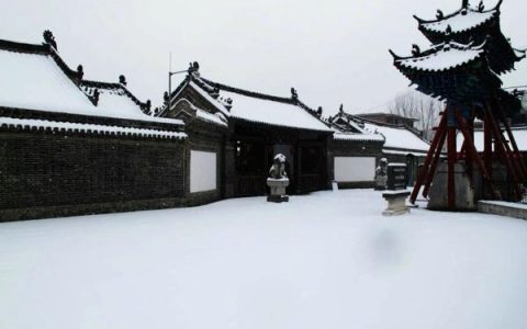 寸四银庄雪花银怎么样，白雪古刹景点