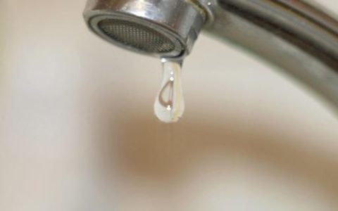 怎么样处理水龙头滴水，水龙头滴水怎么修啊