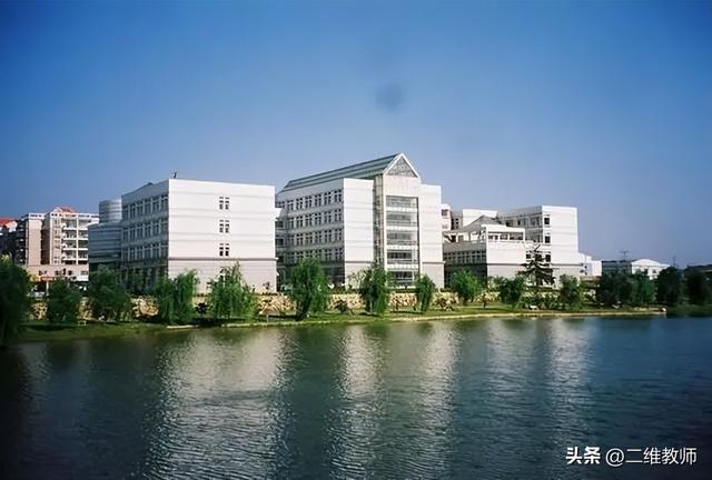 看到“中南”二字，你首先想到哪个城市里的哪一所大学？