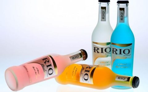 冰锐百加得怎么样，rio鸡尾酒广告视频