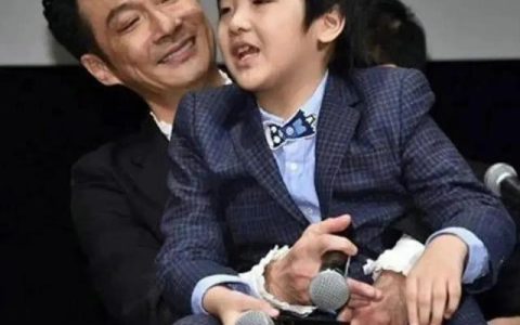 吴费曼恭喜吴镇宇金像奖颗粒无收（吴镇宇荣获金像奖）