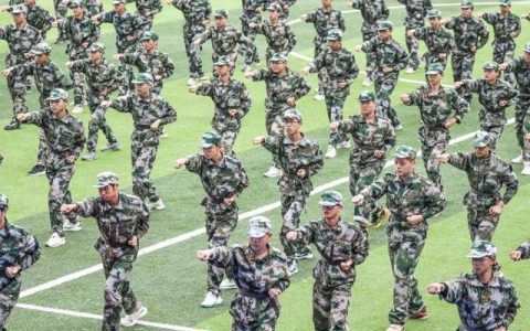 重庆兼善中学(重庆兼善中学录取分数线2022)