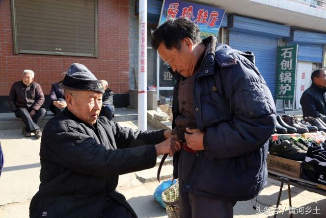 15元一条牛皮裤带，明知道是假的，为什么还有很多人买