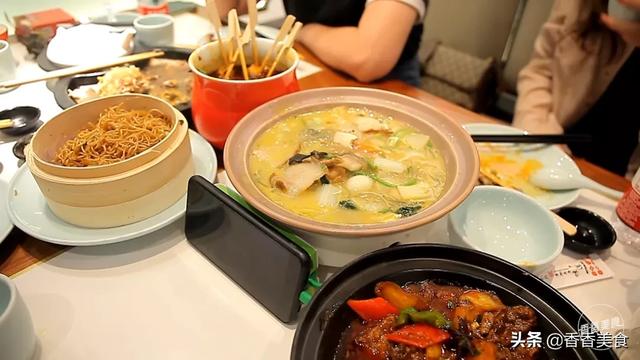 刚开业就登上美食热门榜，这家陕西小馆值得尝试吗？