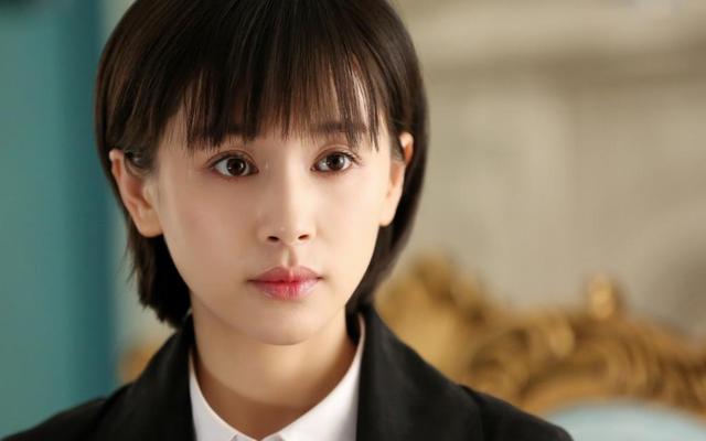 王子文官宣恋情，被扒出其男友吴永恩非普通人，背后有这样的家境