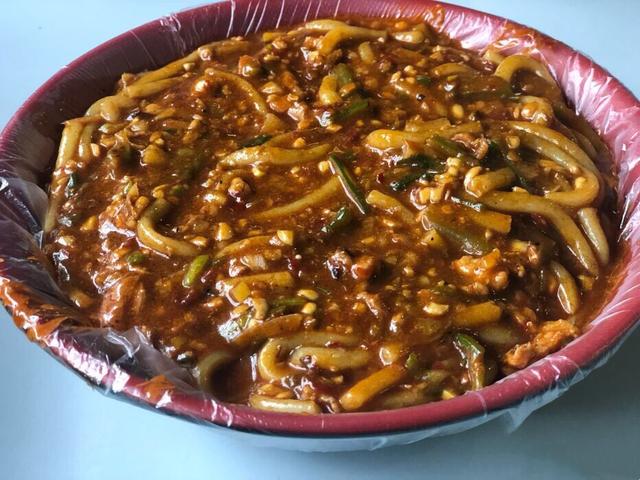 乌鲁木齐米粉合辑丨我好想你，爆辣鸡肉炒米粉