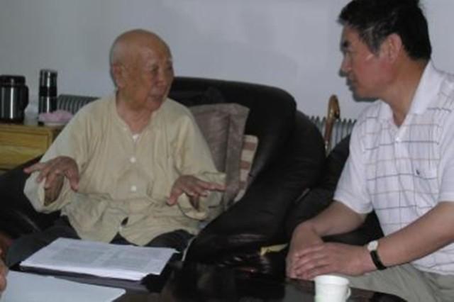 2012年，102岁曾思玉将军病逝大连：四大习惯，乐活百年