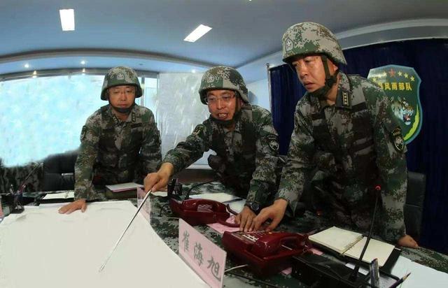 解放军军队的调动权，究竟在谁手上？国防部长有这个权力吗？