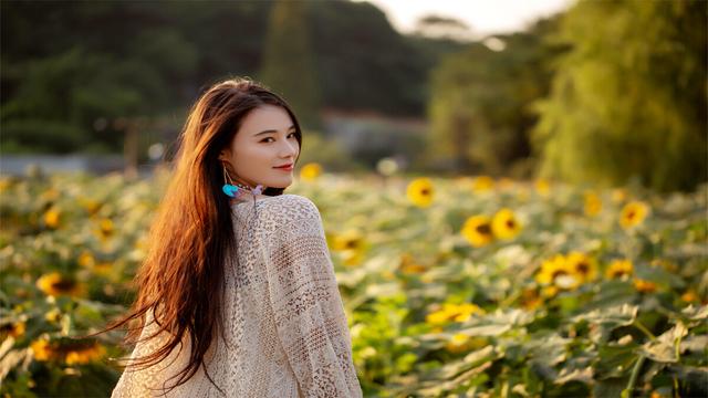 落花不是无情物，化作春泥更护花
