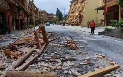 四川雅安地震时间灾难发生的真实故事