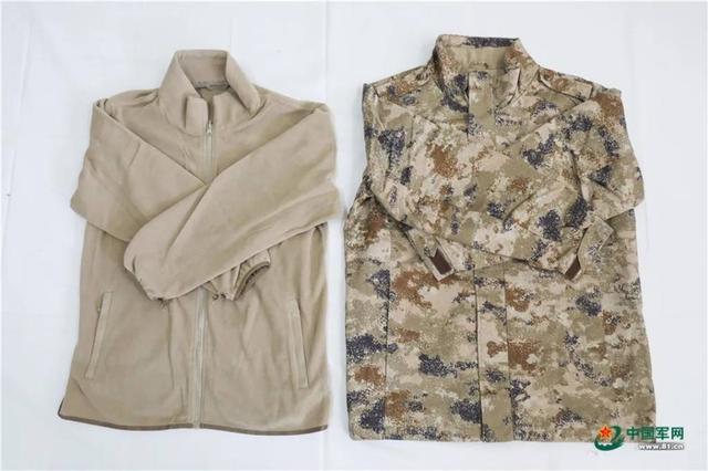 西藏军区换装新型边防巡逻服“速干内衣+羽绒内胆”无惧严寒