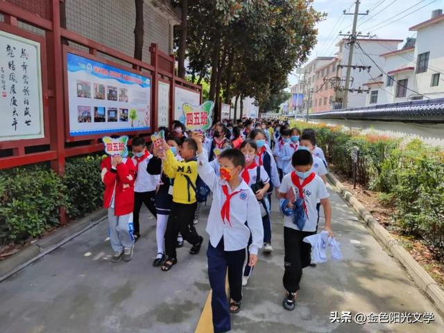 《开学啦》《更上一层楼》《加油》《跟丢了》