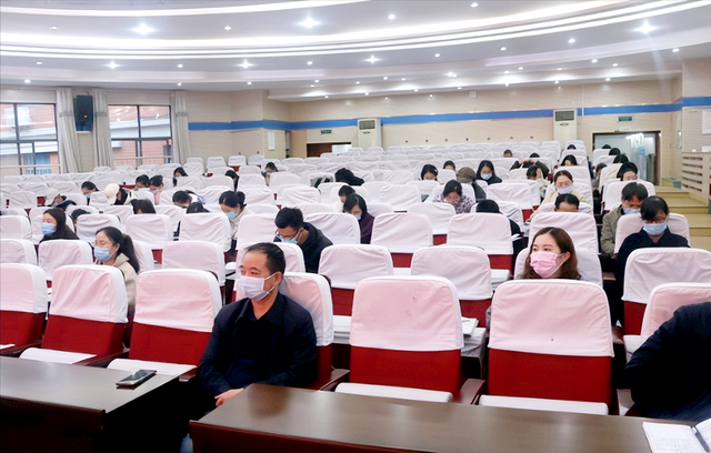 合肥市师范附属第二小学：学高为师 身正为范 学习党的二十大精神
