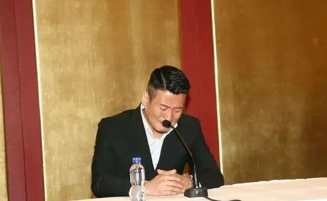 鹿晗学历造假？孙兴吸毒自毁前程？关晓彤想跻身国际咖？