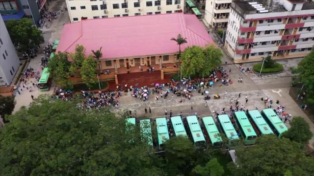 高考加油！3000多名乡镇高中高考考生今日到达县城