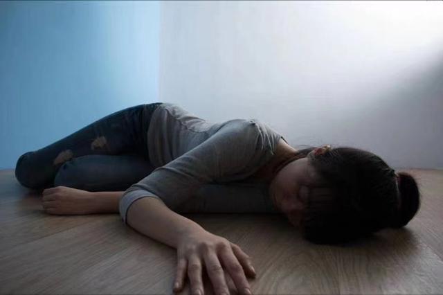 女人在被强奸的过程中，大声呼救，这样对保护自己有利吗？