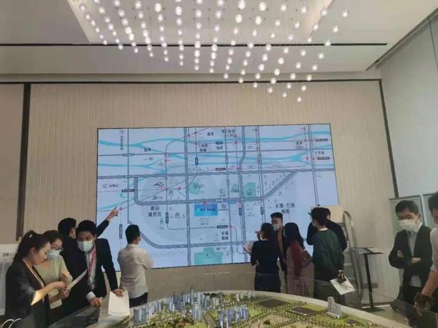 楼市行情降疯了！捡漏当心捡到狗屎