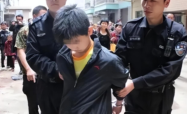 11岁女孩被14岁男孩录“黄色视频”，施暴者却因年纪小被无罪释放