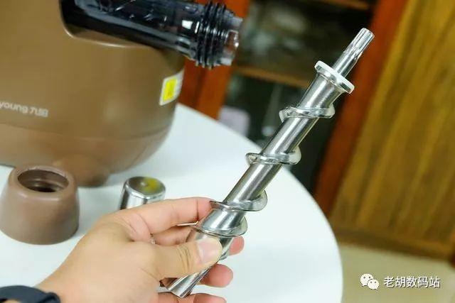 自己动手做面条，何必去外面买，九阳面条机满足你