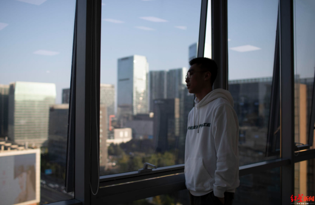 欠款千万的90后谈鞋市内幕：别像我，拿青春去赌