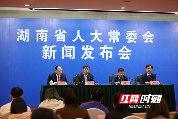 传承创新岐黄之术 湖南这些乡镇医院从“逆吸”到“逆袭”